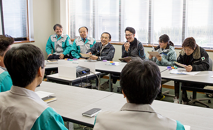 ホントにやってます、職人Xカモ井会議